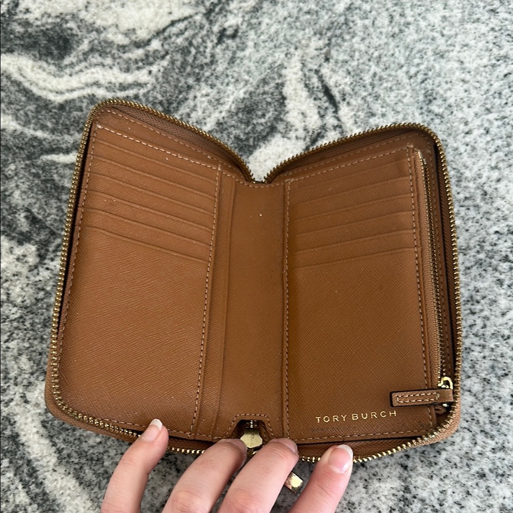 Tory Burch Brown Wallet - Picture 5 of 7